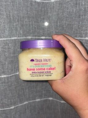 Limited Edition: Birthday Tree Hut Scrub